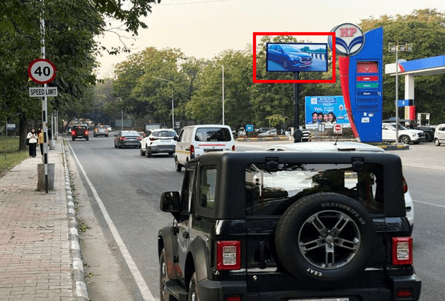 Sec 10 B Nr. Mount View Hotel Chandigarh Tri-City 
