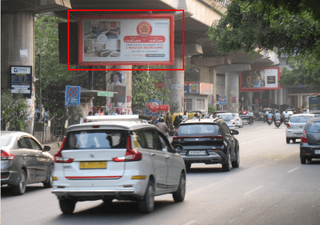 Janakpuri Distt Center, Delhi