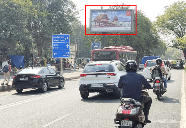 Saket Outside Malls, Delhi